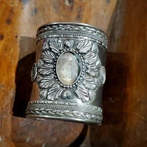 VINTAGE ARMOR SILVER CUFF BRACELET TRIBAL DETAILED PATTERN NATIVE MEXICAN